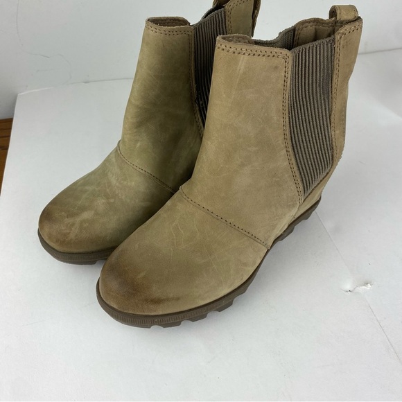 Sorel Womens 6 Joan of Arctic Wedge II Chelsea Tan Beige Ankle Boot Bootie. - Picture 3 of 7